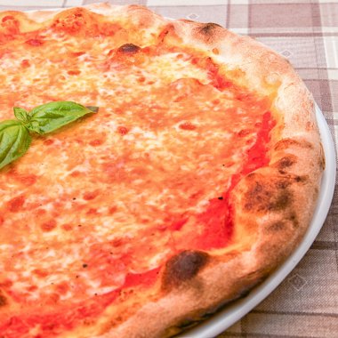 Pizza margherita