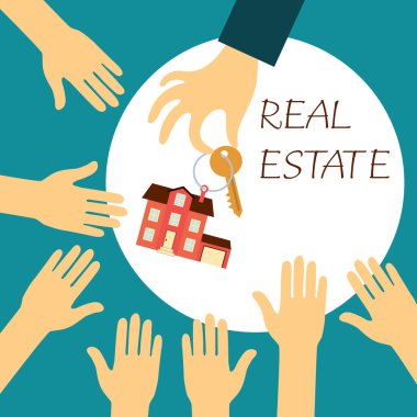 El emlakçı tutan bir anahtar tutar 