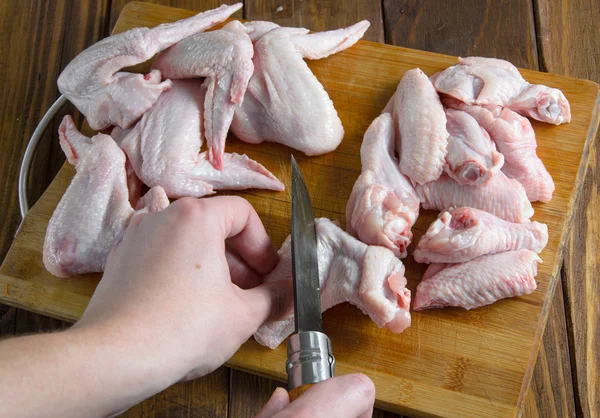 adamım tavuk kanadı tahtaya