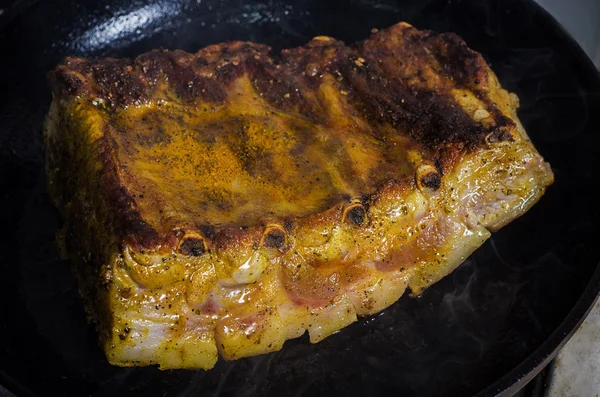 kavrulmuş Domuz kaburga ızgara Pan