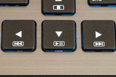 Mavi ışıklı klavye ok tuşlarını atış kapatın