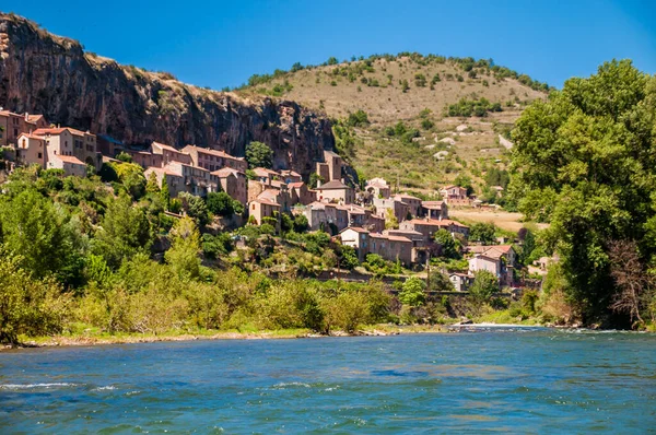 Peyre Medeltida Ovanför Tarn Med Sin Troglodytekyrka Aveyron — Stockfoto