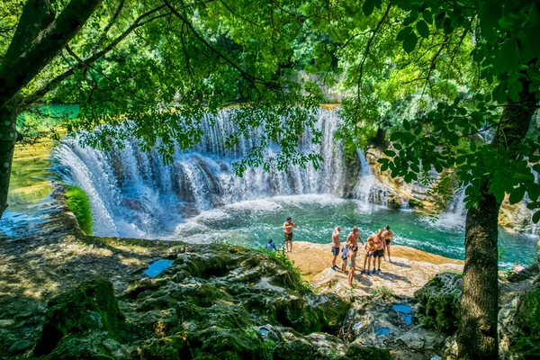 Cachoeira Vis Laurent Minier Gard Occitanie França — Fotografia de Stock