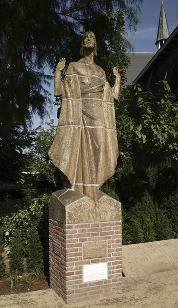 Geesteren September 2021 Het Oorlogsmonument Christus Opgestaan Vanaf 1952 Beeldhouwer — Stockfoto