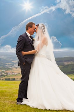 Gelin ve damat düğün gününde