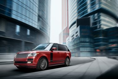 Sigorta primi hızlı araba gündüz şehir de yol