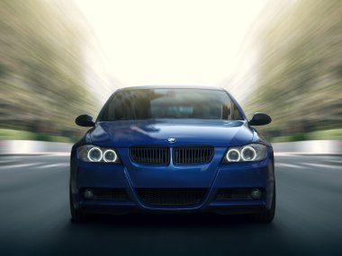 Mavi araba Bmw 5 serisi E90/E91 hızlı hız sürücü şehir yolda