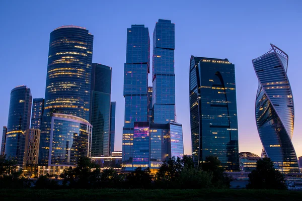 Moskou-stad, Rusland. Moscow International Business Center. bij zonsondergang — Stockfoto