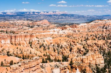 Bryce Canyon Ulusal Parkı 'nın panoramik manzarası Utah, ABD