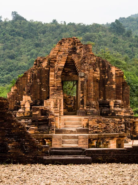 Eski Champa Krallığı 'nın tarihi yeri, oğlumun harabeleri Da Nang, Vietnam