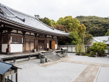 Konan, Kochi ili, Japonya - 6 Nisan 2018: Dainichiji 'nin ana salonu, Shikoku hac yolculuğunun 28 numaralı tapınağı