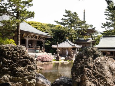 Tosashimizu, Japonya - 8 Nisan 2018: Shikoku hac yolculuğunun 38 numaralı tapınağı olan Kongofukuji 'de