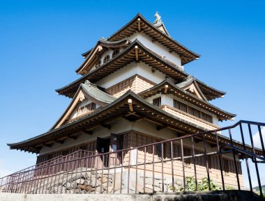 Suwa, Japonya - 22 Ekim 2017: Tarihi Takashima kalesinin yeniden inşa edilmiş ana kalesi