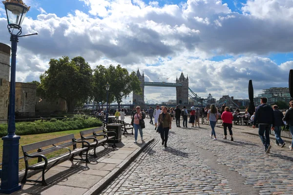 Londra Ngiltere Ağustos 2018 Londra Nın Muhteşem Mimari Simgesi Thames — Stok fotoğraf