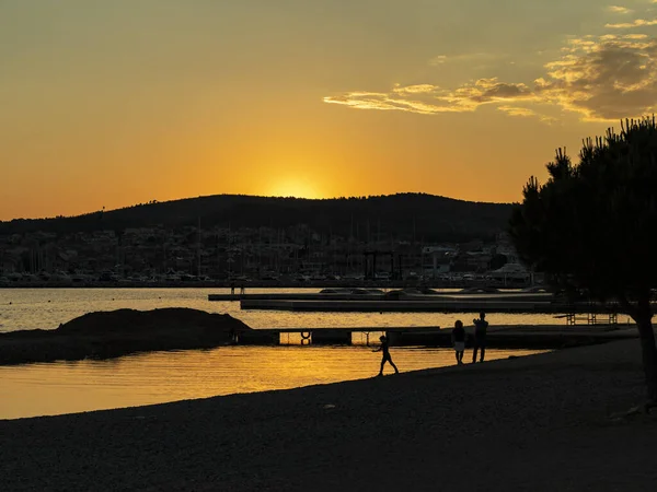 Vodice Croazia Giugno 2021 Incredibile Tramonto Dorato Sulla Famosa Destinazione — Foto Stock