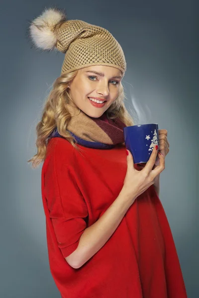 Cheerful woman drinking hot coffee — Stock Photo, Image