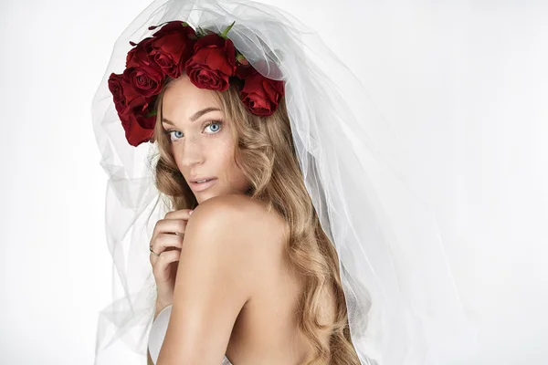 Portrait of a beautiful blond bride — Stock Photo, Image