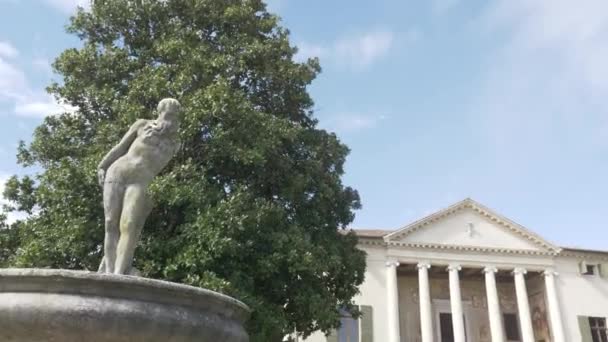 Villa Badoer je vila v regionu Veneto, kterou navrhla Andrea Palladio — Stock video