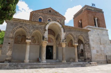 Formis 'teki SantAngelo, İtalya' nın Capua eyaletinde yer alan bir manastır.