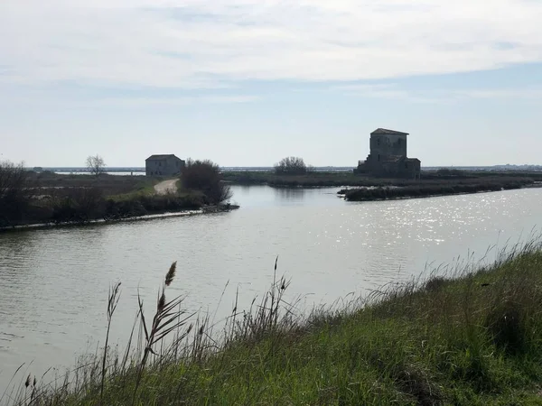 Comacchio Saltworksポーデルタパークイタリアの自然主義的なエリア — ストック写真