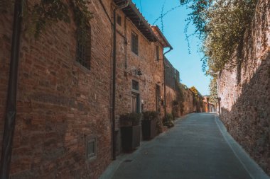 Tuscany 'deki küçük ortaçağ köyü Vinci.