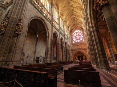 Çek Cumhuriyeti Prag 'daki Prag Kalesi kompleksi içinde yer alan St. Vitus Katedrali. - Evet. Yüksek kalite fotoğraf