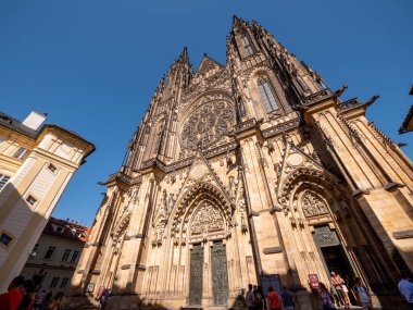 Çek Cumhuriyeti Prag 'daki Prag Kalesi kompleksi içinde yer alan St. Vitus Katedrali. - Evet. Yüksek kalite fotoğraf