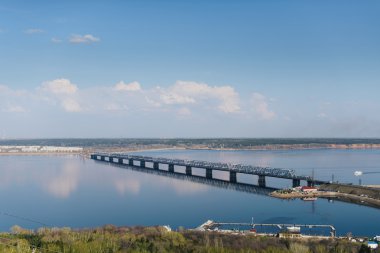 nehir volga üzerinde köprü