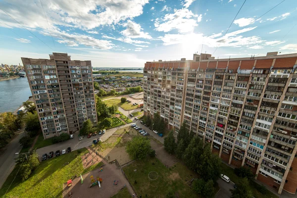 Görünümü evin tepesinden St Petersburg şehir. öğrenci yurdu