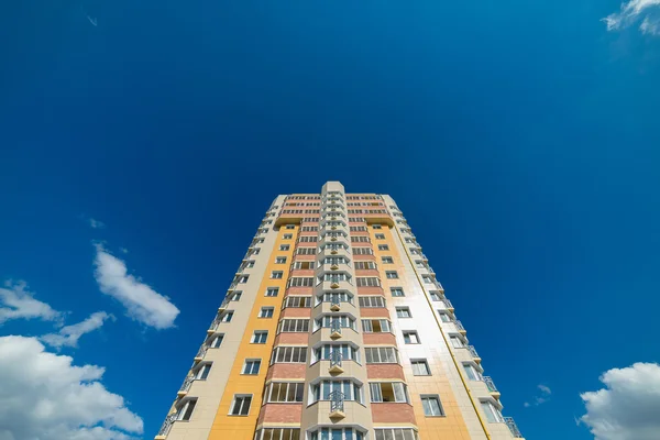 Ulyanovsk, Rusia. Nuevo distrito residencial . — Foto de Stock