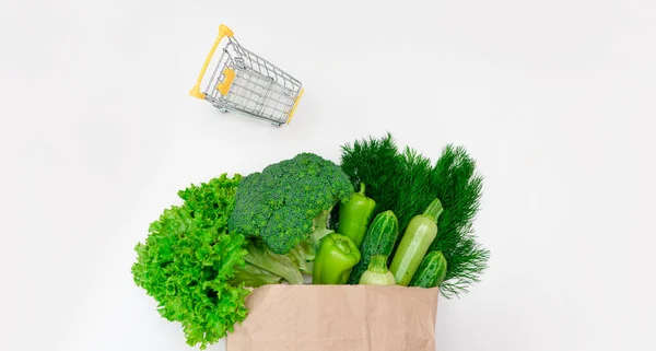 Zdravá Zelená Dodávka Potravin Pozadí Nákupní Košík Zdravé Vegetariánské Jídlo — Stock fotografie