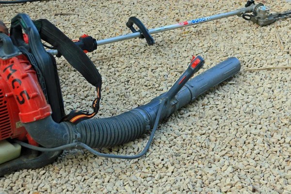 Industrial leaf blower and trimmer