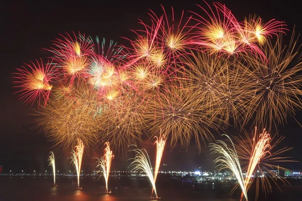 Close-up red and yellow firework display — Stock Photo, Image