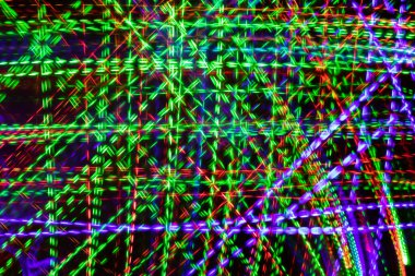 Farklı renkte neon çizgiler. Soyut renk arkaplanı