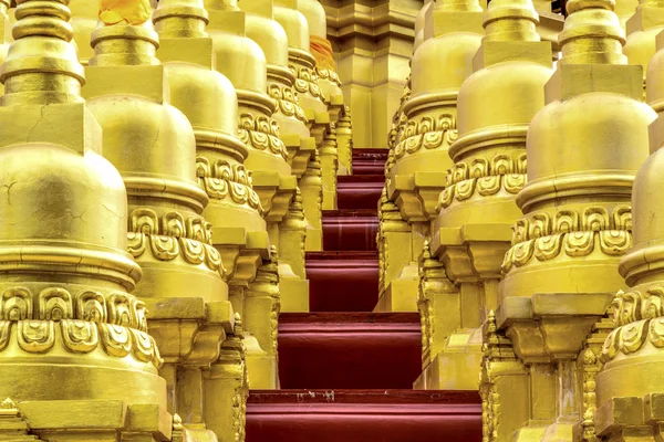 Templo de Pagode gloden — Fotografia de Stock