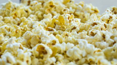 izole patlamış mısır