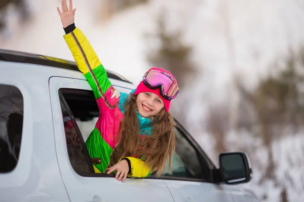 Happy Girl Enjoying Winter Sports Cheerful Portrait Girl Car Ski — Stock Photo, Image