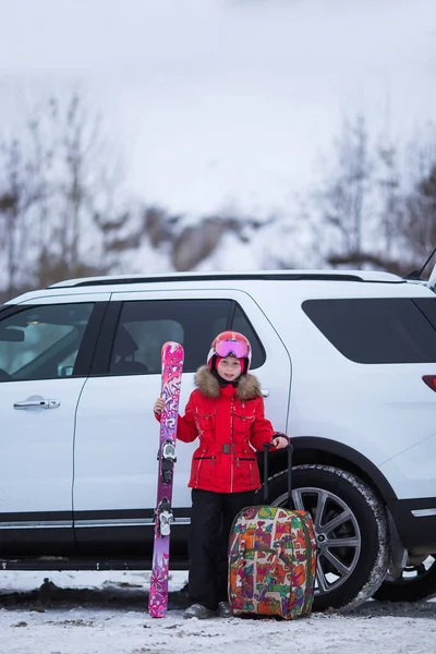 Happy Girl Enjoying Winter Sports Cheerful Portrait Girl Next Car — Stock Photo, Image