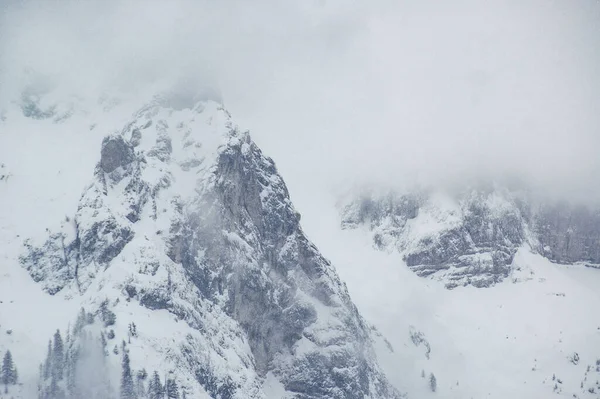 Madonna Campiglio Trentino Alto Adige Dolomiti Inverno Sotto Tempesta Neve — Foto Stock