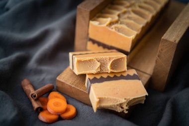 Doğal sabundan taze yapılmış.