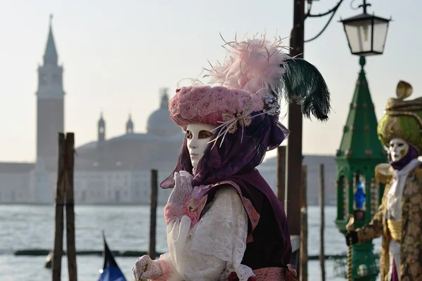 Venetië. Carnaval. Maskers. Kostuums. — Stockfoto