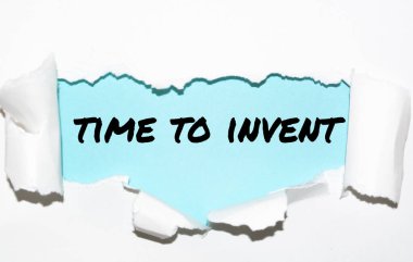 Yırtık kağıdın arkasında belirme zamanı.