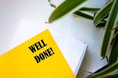 Aferin sana! Yapışkan Notlar, İş Konsepti üzerine yaz