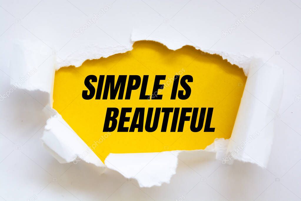 Text simple is beautiful on note paper