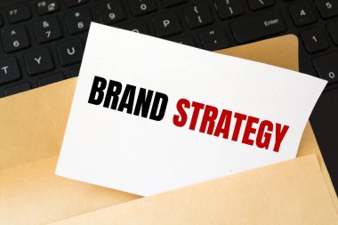 Brand STRATEGİ 'yi gösteren metin işareti