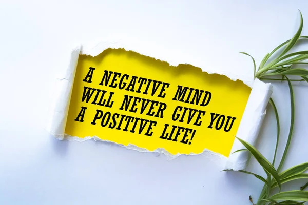 Texto Una Mente Negativa Nunca Dará Una Vida Positiva Cita — Foto de Stock