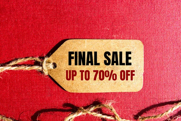 Final Sale Percent Text Brown Tag Red Paper Background — Stock Photo, Image