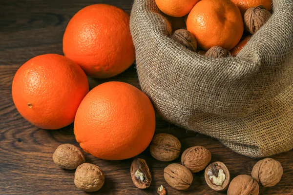 Oranges Mûres Savoureuses Juteuses Mandarines Dans Sac Toile Avec Des — Photo