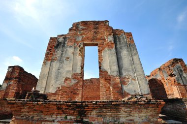 Wat Mahathat Ayuttha içinde tuğla duvara
