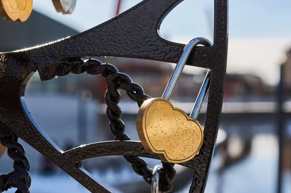 Düğün kilitleri aşk